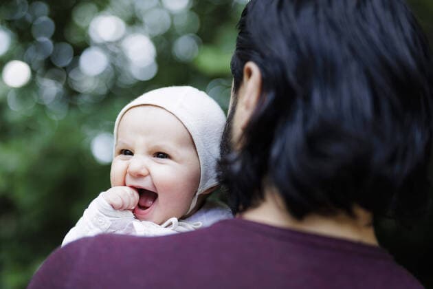 Creative Highlights Symbolbilder Vater mit Baby Bonn Deutschland *** Father with baby Bonn Germany Copyright: xUtexGrabowsky photothek.dex