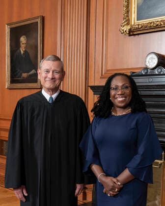 June 30, 2022, Washington, District of Columbia, USA: Chief Justice of the United States John G. Roberts, Jr., and Justice Ketanji Brown Jackson in the Justices™ Conference Room, Supreme Court Building Washington USA - ZUMAs152 20220630_zaa_s152_002 Copyright: xFredxSchilling,xCollectionxofxthx