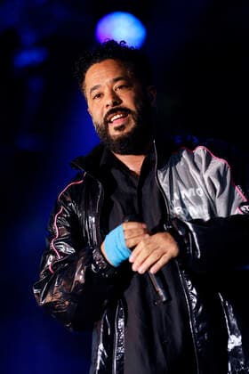 Singer Adel Tawil at his concert in Cologne Tanzbrunnen Cologne, 30 06 2022 NRW Germany Copyright: xChristophxHardtx