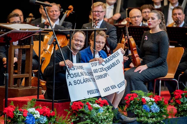 Climate activists disrupted the start of the Concert for Europe by Czech Philharmonic, within Smetana s Litomysl music festival and Czech EU presidency, on July 1, 2022, in Litomysl, Czech Republic. (CTKxPhoto DavidxTanecek) CTKPhotoP2022070108351  _TAD7204