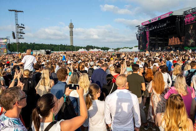 STOCKHOLM 20220701 Audience when Maneskin performs during the Lollapaloozafestival at Gärdet in Stockholm on Friday STOCKHOLM SWEDEN x11930x  Copyright: xMagnusxAnderssonx xTTx LOLLAPALOOZA STOCKHOLM 2022