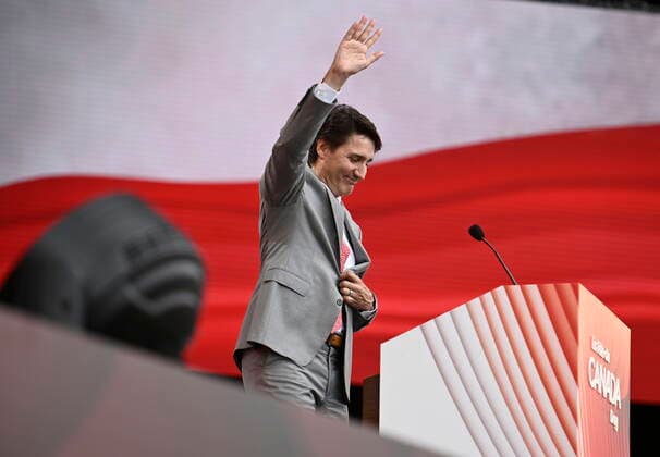 July 1, 2022, Ottawa, ON, CAN: Prime Minister Justin Trudeau waves after speaking at the noon hour show during Canada Day celebrations at LeBreton Flats in Ottawa, on Friday, July 1, 2022. Ottawa CAN  - ZUMAc35_ 20220701_zaf_c35_038 Copyright: xJustinxTangx