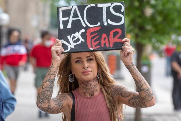 July 1, 2022, Ottawa, Ontario, Canada: People protesting against COVID-19 health measures during Canada Day in Ottawa on Friday July 1, 2022. Ottawa Canada  - ZUMAc35_ 20220701_zaf_c35_056 Copyright: xLarsxHagbergx