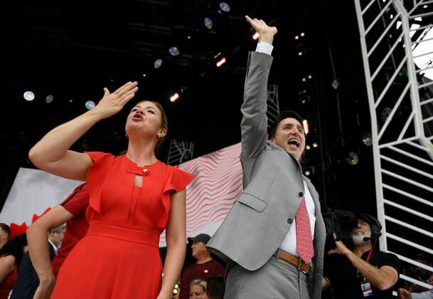 July 1, 2022, Ottawa, Ontario, Canada: Prime Minister JUSTIN TRUDEAU and his wife SOPHIE GREGOIRE TRUDEAU wave as they leave at the conclusion of Canada Day celebrations at Lebreton Flats in Ottawa. Ottawa Canada  - ZUMAc35_ 20220701_zaf_c35_035 Copyright: xJustinxTangx
