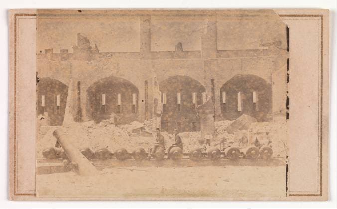 The Evacuation of Fort Sumter, April 1861 April 1861 J. M. Osborn American. The Evacuation of Fort Sumter, April 1861 302679 Copyright: xpiemagsx Metbot-31200
