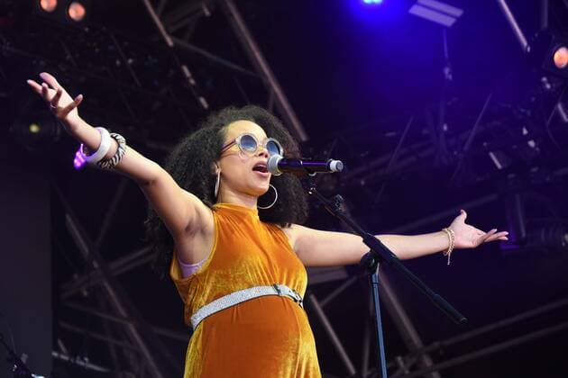 Entertainment Themen der Woche KW26 Entertainment Bilder des Tages July 3, 2022, Glynde, England, United Kingdom: The Brand New Heavies play on the main stage on Saturday at Love Supreme Festival in Glynde, East Sussex, England, UK. The festival saw a mix of Jazz, Funk and Soul acts. Glynde United Kingdom - ZUMAr169 20220703_zip_r169_028 Copyright: xRodxHarbinsonx