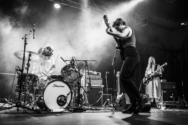 Big Thief concert in Berlin The US American band Big Thief gave on 04 07 2022 a sold out concert at Huxleys Neue Welt in Berlin In the picture singer and guitarist Adrianne Elizabeth Lenker, Max Oleartchik on bass and James Krivchenia on drums , Berlin Berlin Germany Neukölln