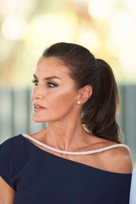 04-07-2022 Girona Queen Letizia at the 2022 Princess of Girona foundation awards ceremony in Barcelona. No Spain Â  Copyright: xPPEx