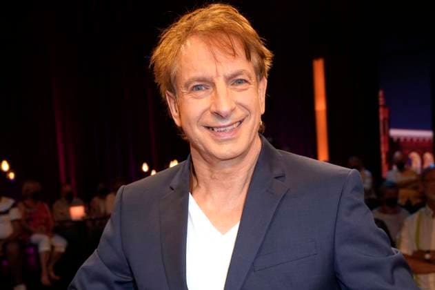 Entertainment Themen der Woche KW27 Entertainment Bilder des Tages Ingolf Lück bei der MDR rbb-Talkshow Riverboat im Studio A im rbb Fernsehzentrum Berlin. Berlin, 04.07.2022 *** Ingolf Lück at the MDR rbb talk show Riverboat in Studio A at the rbb television center Berlin Berlin, 04 07 2022 Foto:xT.xBartillax xFuturexImage