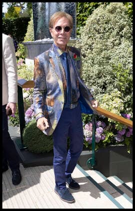 . 06 07 2022. London, United Kingdom. Sir Cliff Richard arriving on day ten of the Wimbledon Tennis Championships in London.  xStephenxLockx xi-Imagesx IIM-23585-0108