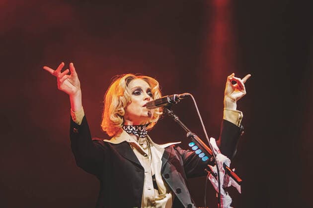 July 8, 2022, Madrid, Spain: Annie Clark better known as St Vincent performs on stage at MadCool festival in Ifema, Madrid. Madrid Spain - ZUMAs197 20220708_zaa_s197_062 Copyright: xValeriaxMagrix