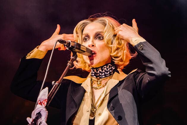 July 8, 2022, Madrid, Spain: Annie Clark better known as St Vincent performs on stage at MadCool festival in Ifema, Madrid. Madrid Spain - ZUMAs197 20220708_zaa_s197_065 Copyright: xValeriaxMagrix