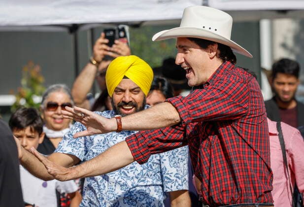 July 10, 2022, Calgary, AB, CANADA: Prime Minister Justin Trudeau arrives at a pancake breakfast during the Calgary Stampede in Calgary, Alta., Sunday, July 10, 2022. Calgary CANADA  - ZUMAc35_ 20220710_zaf_c35_023 Copyright: xJeffxMcintoshx