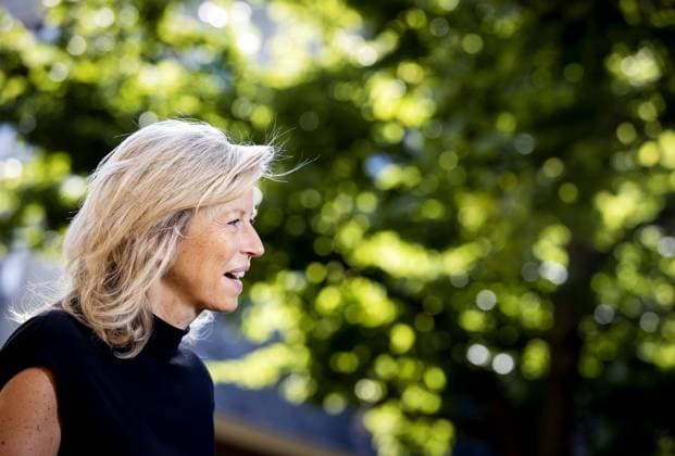 2022-07-15 10:02:44 THE HAGUE - Kajsa Ollongren, Minister of Defense on arrival at the Binnenhof for the last Council of Ministers before the political summer break. ANP KOEN VAN WEEL netherlands out - belgium out *** 2022 07 15 10 02 44 THE HAGUE Kajsa Ollongren, Minister of Defense on arrival at the Binnenhof for the last Council of Ministers before the political summer break ANP KOEN VAN WEEL netherlands out belgium out  Copyright: xx x451806771x originalFilename: 451806771.jpg