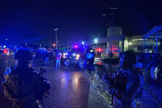 July 15, 2022, Almoloya de JuoÂ¡rez, State Of Mexico, Mexico: July 15 in Almoloya de JuoÂ¡rez, Mexico : Mexican drug lord Rafael Caro Quintero, was admitted tonight to the Federal Center for Social Readaptation Number 1 El Altiplano , under the custody of the Navy and the National Guard after he was arrested in the town of San Simon in Sinaloa state during a joint operation by the navy and Attorney GeneralÃ¢â‚¬â ¢s Office. on July 15, 2022 in Almoloya de JuoÂ¡rez, Mexico. Almoloya de Juarez Mexico - ZUMAe321 20220715_zia_e321_072 Copyright: xArturoxHernoÂ¡Ndezx xEyepixxGrox