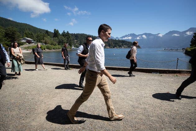 July 19, 2022, BOWEN ISLAND, BC, CANADA: Prime Minister Justin Trudeau leaves after a news conference on Bowen Island, B.C., on Tuesday, July 19, 2022. BOWEN ISLAND CANADA  - ZUMAc35_ 20220719_zaf_c35_012 Copyright: xDarrylxDyckx
