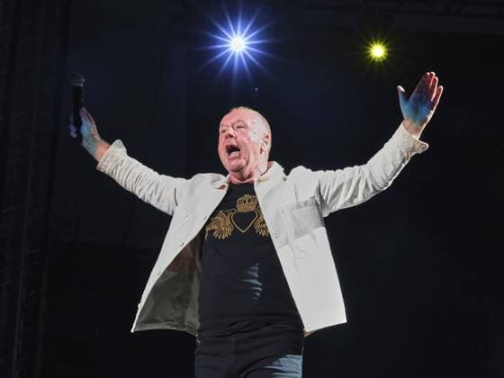 July 18, 2022, Verona, Italy: Verona, Italy, Arena, July 18, 2022, Jim Kerr during Simple MInds - 40 Years of Hits Tour - Music Concert. Verona Italy *** July 18, 2022, Verona, Italy Verona, Italy, Arena, July 18, 2022, Jim Kerr during Simple MInds 40 Years of Hits Tour Music Concert Verona Italy  - ZUMAl164 1013279449st Copyright: xMariaxCristinaxNapolitanox