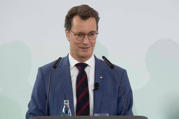 Hendrik WUEST, Wüst, CDU, Minister President of the State of North Rhine-Westphalia, during his speech, red carpet, red carpet show, arrival, arrival, awarding of the State Prize of the State of North Rhine-Westphalia in Cologne on 20 07 2022