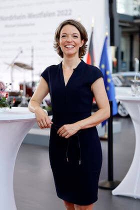 TV presenter Anna Planken at the presentation of the State Prize of the State of North Rhine-Westphalia to Michael Schumacher at Motorworld Cologne, 20 07 2022 NRW Germany Copyright: xChristophxHardtx