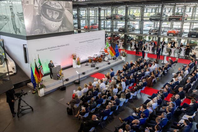 Jean Todt State Prize of the State of North Rhine-Westphalia for 7-time Formula 1 World Champion Michael Schumacher In the Motorworld in Cologne, Minister President Hendrik Wüst presented the State Prize to wife Corinna and daughter Gina Maria Schumacher, who accepted the prize on behalf of Michael Schumacher 20 07 2022 Cologne Butzweilerhof NRW Germany
