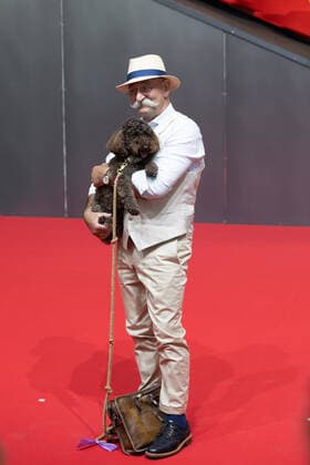 Horst Lichter with dog on the red carpet State Prize of the State of North Rhine-Westphalia for 7-time Formula 1 World Champion Michael Schumacher In the Motorworld in Cologne, Minister President Hendrik Wüst presented the State Prize to wife Corinna and daughter Gina Maria Schumacher, who accepted the prize on behalf of Michael Schumacher 20