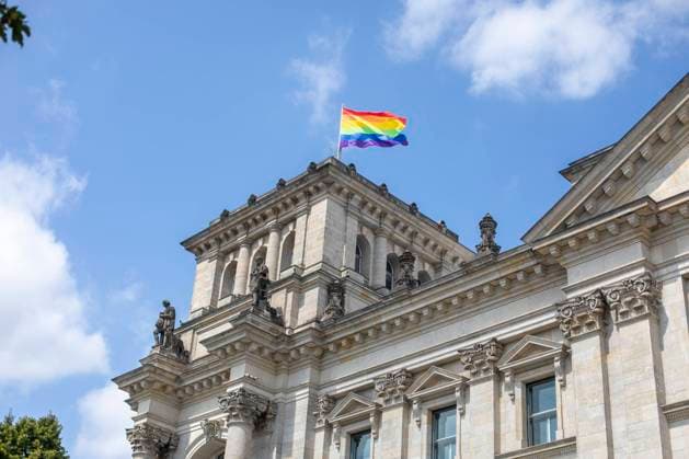 Bundestag raises rainbow flag for the first time, The Bundestag has raised the rainbow flag for the first time, which with its six colorful stripes is considered a symbol of the queer community Berlin Berlin Germany