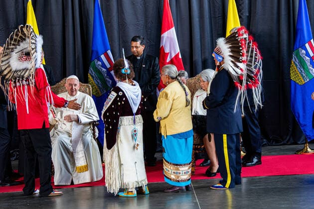 July 24, 2022, Edmonton, Alberta, Canada: His Holiness Pope Francis greets Chief George Arcand, Grand Chief of the Confederacy of Treaty Six First Nations, Chief Greg Desjarlais (Frog Lake First Nation) - Survivor, Elder Vicki Arcand (Alexander First Nation) and Survivor, Elder Alma Desjarlais Edmonton Canada - ZUMAs197 20220724_zaa_s197_120 Copyright: xRonxPalmerx