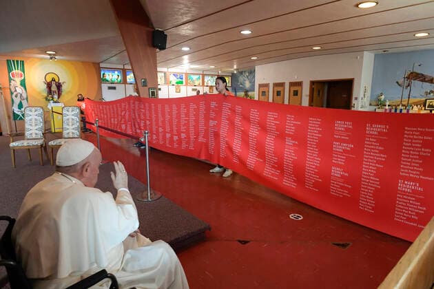 Canada, Edmonton,2022 07 25 Pope Francis in the Church dedicated to Our Lady of Seven Sorrows, blesses a banner with the names of residential school children , Edmonton , Canada Photograph by Vatican Mediia Catholic Press Photo. RESTRICTED TO EDITORIAL USE - NO MARKETING - NO ADVERTISING CAMPAIGNS.  Copyright: xVATICANxMEDIAx xipa-agency.netx xVaticanxMediax