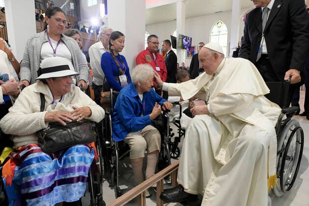 July 26, 2022, Edmonton: A moment of Pope Francis meeting with indigenous peoples during his apostolic visit to Canada, Edmonton, 26 July 2022. ANSA PRESS OFFICE VATICAN MEDIA. Edmonton - ZUMAa110 20220726_zaf_a110_002 Copyright: xAnsa PressxOfficexVaticanxMediax