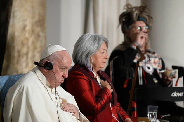 Canada, Quebec City,2022 07 27 P(L-R) Pope Francis (L) and Governor General of Canada Mary Simon (C) listen as Canadian Prime Minister Justin Trudeau speaks during a meeting with civil authorities, representatives of Indigenous peoples, and members of the diplomatic corps at the Citadelle de QuÃ bec in Quebec City, Quebec, CanadaPhotograph by Vatican Mediia Catholic Press Photo . RESTRICTED TO EDITORIAL USE - NO MARKETING - NO ADVERTISING CAMPAIGNS.  Copyright: xVATICANxMEDIAx xipa-agency.netx xVaticanxMediax