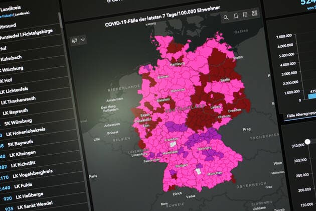 RKI dashboard, 7 day incidence is now 630.4 7 day incidence, RKI dashboard on a monitor on 28 07 2022 in Siegen Germany.