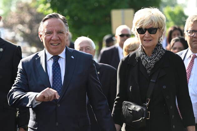 July 28, 2022, Ste-Anne-de-BeauproÂ, QC, CANADA: Quebec Premier Francois Legault arrives with his wife, Isabelle Brais for a mass with Pope Francis at the Basilica of Sainte-Anne-de-Beaupro in Ste-Anne-de-Beaupro , Que., Thursday, July 28, 2022. Ste-Anne-de-BeauprÃ CANADA  - ZUMAc35_ 20220728_zaf_c35_001 Copyright: xBernardxBraultx