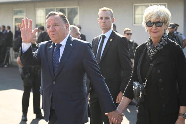 July 28, 2022, Ste-Anne-de-BeauproÂ, QC, CANADA: Quebec Premier Francois Legault arrives with his wife, Isabelle Brais for a mass with Pope Francis at the Basilica of Sainte-Anne-de-Beaupro in Ste-Anne-de-Beaupro , Que., Thursday, July 28, 2022. Ste-Anne-de-BeauprÃ CANADA  - ZUMAc35_ 20220728_zaf_c35_003 Copyright: xBernardxBraultx