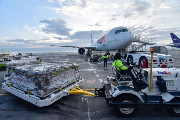 July 28, 2022, Toluca, Mexico City, Mexico: July 28, 2022 in Toluca, Mexico : Arrival of three million Covid-19 vaccines from Pfizer at Toluca International Airport (AIT), which were donated by the Canadian government. on July 28, 2022 in Toluca, Mexico. Toluca Mexico - ZUMAe321 20220728_zia_e321_019 Copyright: xArturoxHernandez xEyepixxGroupx
