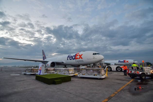 July 28, 2022, Toluca, Mexico City, Mexico: July 28, 2022 in Toluca, Mexico : Arrival of three million Covid-19 vaccines from Pfizer at Toluca International Airport (AIT), which were donated by the Canadian government. on July 28, 2022 in Toluca, Mexico. Toluca Mexico - ZUMAe321 20220728_zia_e321_020 Copyright: xArturoxHernandez xEyepixxGroupx