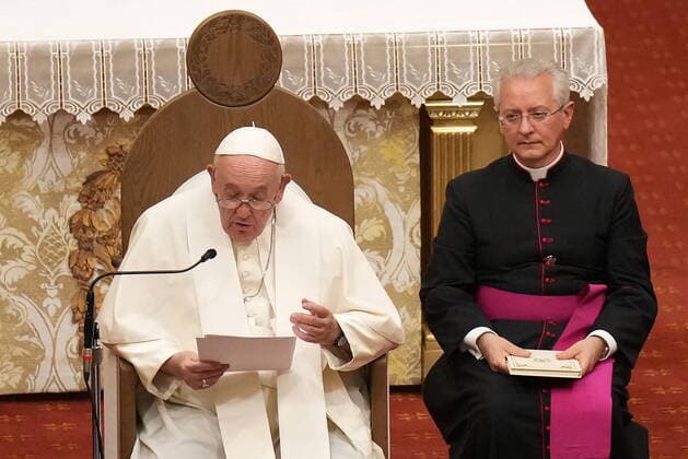 July 28, 2022, QUEBEC, QC, CANADA: Pope Francis presides over an evening prayer service at the Cathedral-Basilica of Notre-Dame de Quebec in Quebec City during his papal visit across Canada on Thursday, July 28, 2022. QUEBEC CANADA  - ZUMAc35_ 20220728_zaf_c35_078 Copyright: xNathanxDenettex