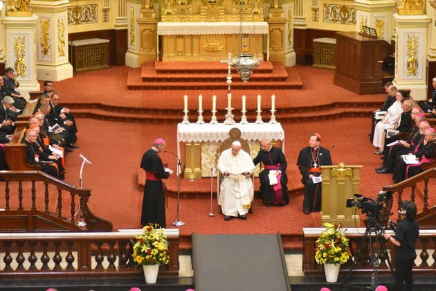 July 28, 2022, Quebec, Canada: Pope Francis was welcomed with warm reception as he delivers remarks at mass at Notre-Dame de Quebec Basilica-Cathedral in Quebec, Canada with church capacity filled up, some believers on standing ovation while others cheer from outside the church. The Pope presides over Evening Prayer with consecrated people, seminarians and pastoral workers. Pope Francis is on a six-day tour of Canada aimed at reconciliation with Indigenous Peoples for the Roman Catholic Church™s role in residential schools.  Copyright: xKylexMazzax
