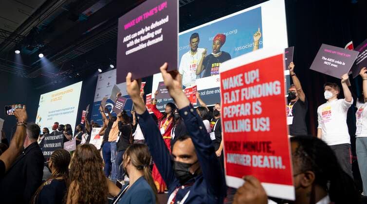 July 29, 2022, Montreal, PQ, Canada: Protesters take the stage during the opening ceremony of the AIDS 2022 conference in Montreal on Friday, July 29, 2022. Montreal Canada  - ZUMAc35_ 20220729_zaf_c35_021 Copyright: xPaulxChiassonx
