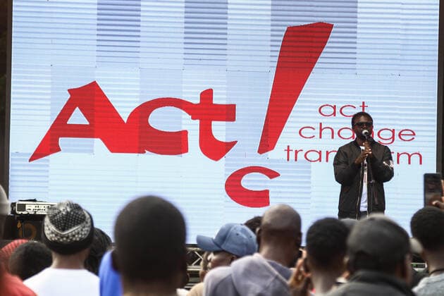 July 30, 2022, Nakuru, Rift Valley, Kenya: Spoken word artiste, Gregory Ochieng who goes by stage name Mbunge Aliyeparara performs during a peace concert held to preach harmony and peace ahead of Kenya s August General Election. Kenyans will be going to the polls to choose their preferred president and members of both the national and county assemblies. Nakuru Kenya - ZUMAs197 20220730_zaa_s197_033 Copyright: xJamesxWakibiax