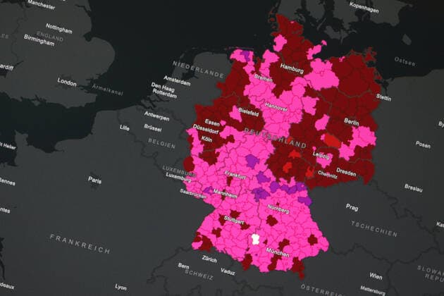RKI dashboard, 7 day incidence is now 538.9 7 day incidence, RKI dashboard on a monitor on 01 08 2022 in Siegen Germany.