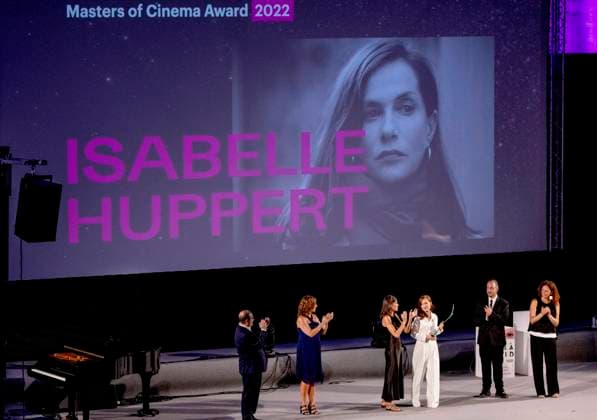31-07-2022 Palma Queen Letizia with French actress Isabelle Huppert attend the closing gala of the 12th edition of the Atlantida Mallorca film fest at the Cultural Mercy center on Palma de Mallorca. Â  Copyright: xPPEx