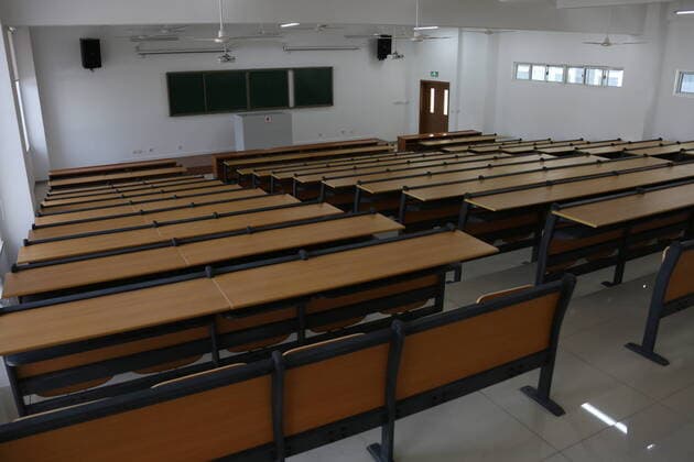 (220802) -- KABUL, Aug. 2, 2022 -- Photo taken on July 31, 2022 shows a classroom of the China-funded teaching building and auditorium at Kabul University in Kabul, Afghanistan. A ceremony was held in Kabul, the capital of Afghanistan, on Sunday to inaugurate China-funded teaching building and auditorium at Kabul University. TO GO WITH China-funded building, auditorium inaugurated at Kabul University (Photo by Xinhua) AFGHANISTAN-CHINA-TEACHING BUILDING-INAUGURATION SaifurahmanxSafi 