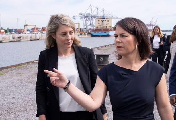 August 3, 2022, Montreal, PQ, Canada: Foreign Affairs Minister Melanie Joly and her German counterpart Federal Foreign Minister Annalena Baerbock tour the Port of Montreal on Wednesday, August 3, 2022. Montreal Canada  - ZUMAc35_ 20220803_zaf_c35_014 Copyright: xPaulxChiassonx