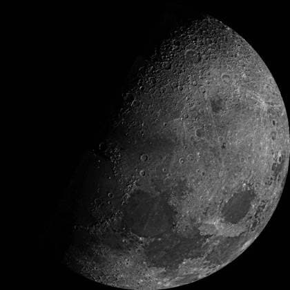 Moon s North Pole Copyright: xpiemagsx piemagsspace-11443 !ACHTUNG AUFNAHMEDATUM GESCHÄTZT!