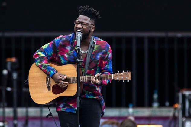 Kelvin Jones live at the Apolda Music Summer 2022 on the festival lawn in the Herressener Promenade Apolda, 05 08 2022 Foto:xM.xKremerx xFuturexImage