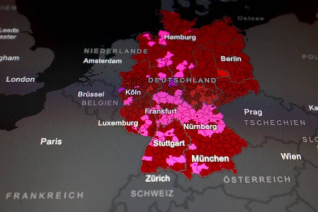 RKI dashboard, 7 day incidence is now 417.2 7 day incidence, RKI dashboard on a monitor on 06 08 2022 in Siegen Germany.