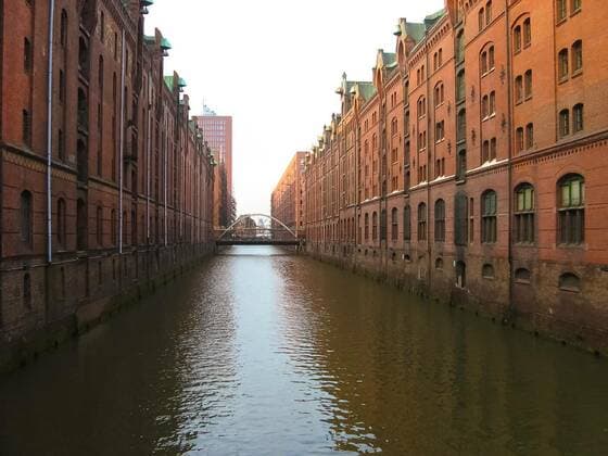  The Warehouse district Speicherstadt during winter in Hamburg, Germany., The Warehouse district Speicherstadt during winter in Hamburg, Germany. Warehouses in Hafencity quarter in Hamburg., The Warehouse district Speicherstadt during winter in Hamburg, Germany. Warehouses in Hafencity quarter in Hamburg., 18.06.2020, Copyright: xmarina13x Panthermedia28552597.jpg