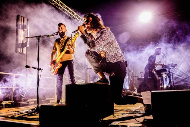August 6, 2022, Montalto delle Marche, Italy: Aimone Romizi of Alternative Italian rock band Fast Animals and Slow Kids performs in the live concert. Montalto delle Marche Italy - ZUMAs197 20220806_zaa_s197_355 Copyright: xMairoxCinquettix