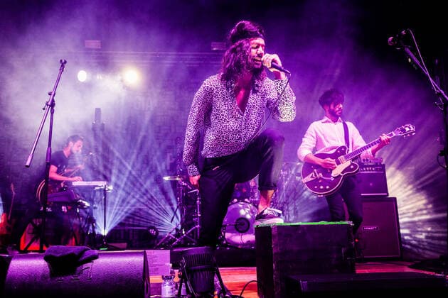 August 6, 2022, Montalto delle Marche, Italy: Aimone Romizi of Alternative Italian rock band Fast Animals and Slow Kids performs in the live concert. Montalto delle Marche Italy - ZUMAs197 20220806_zaa_s197_364 Copyright: xMairoxCinquettix