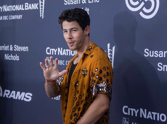 Entertainment Themen der Woche KW31 August 7, 2022, Los Angeles, California, USA: Singer, Nick Jonas on the red carpet of the Cedars-Sinai Board of Governors 50th Anniversary Celebration held on Sunday August 7, 2022 at SoFi Stadium in Los Angeles, California. PI Los Angeles USA - ZUMAp124 20220807_zaa_p124_042 Copyright: xJAVIERxROJASx